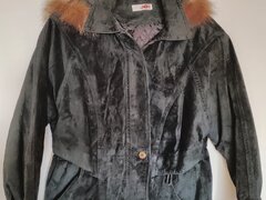Vand haina din piele intoarsa cu gluga, pentru dame, masura 48
